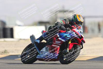 media/Oct-30-2025-Racers Edge (Thu) [[dabbdaf680]]/2-A Group/Session 2 (Turn 16)/